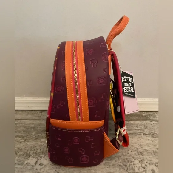 NwT Loungefly Tangled Rapunzel & Flynn Boat Scene Glow in the dark Mini Backpack - Picture 3 of 4